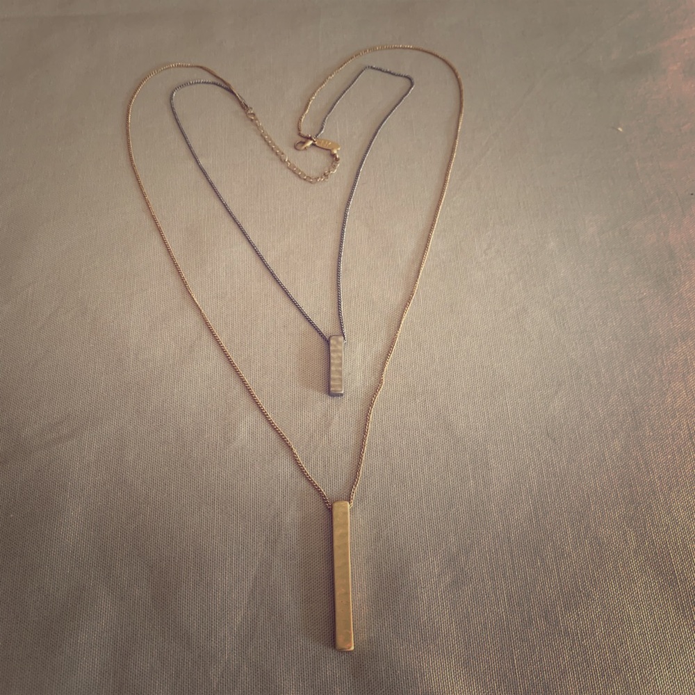 Two-tone minimalist necklace